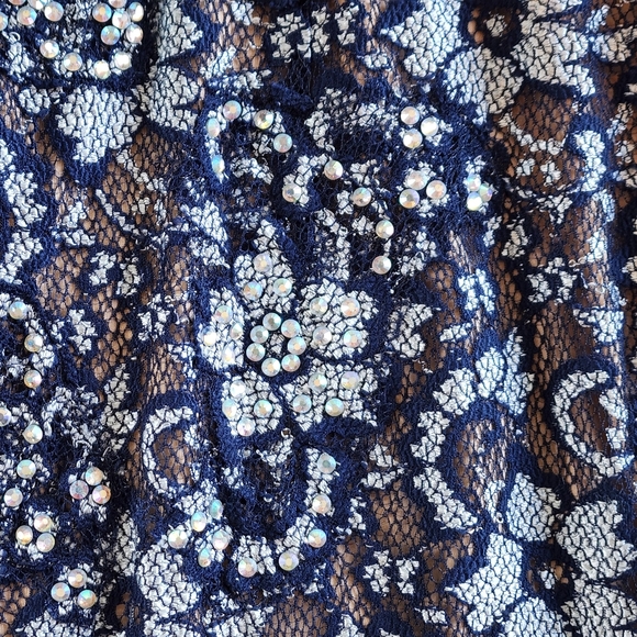 Jovani Backless Gown, Sz 12 -Embellished Lace REASONABLE OFFERS CONSIDERED - Picture 13 of 16